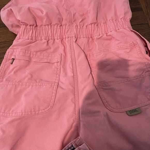 due to PoshM's policies cannot take down a listing within two months been bought - Picture 7 of 16